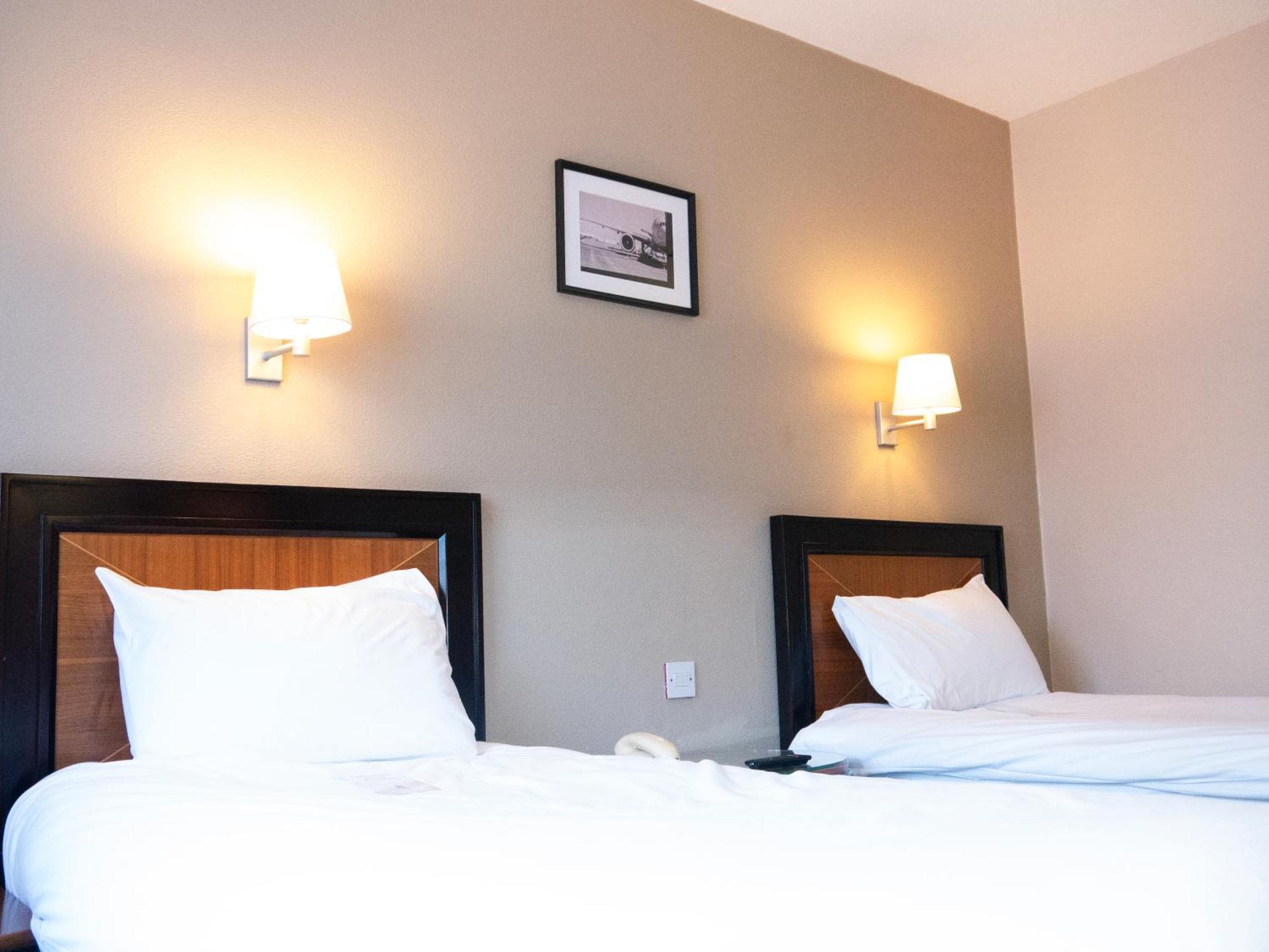 Twin Room,1610216906:JPEG